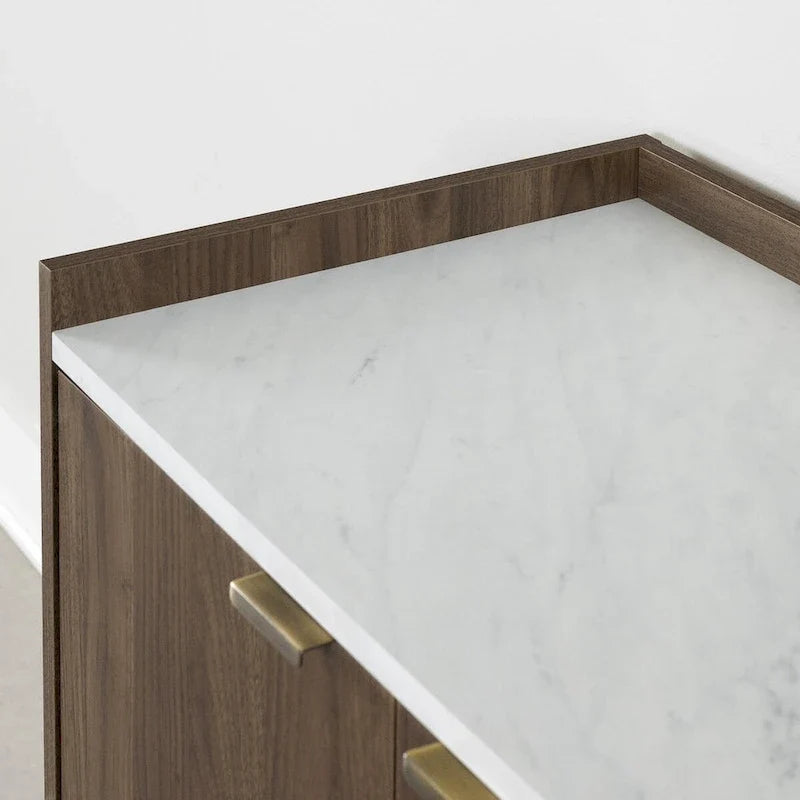 Weißer Akzentschrank mit goldenen Metallbeinen, Aufbewahrungsschrank mit 2 Türen für Eingangsbereich und Wohnzimmer